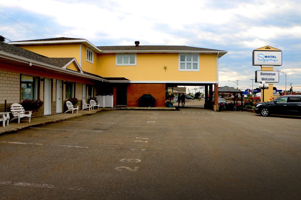 Motel Centre-Ville Montmagny Exterior photo